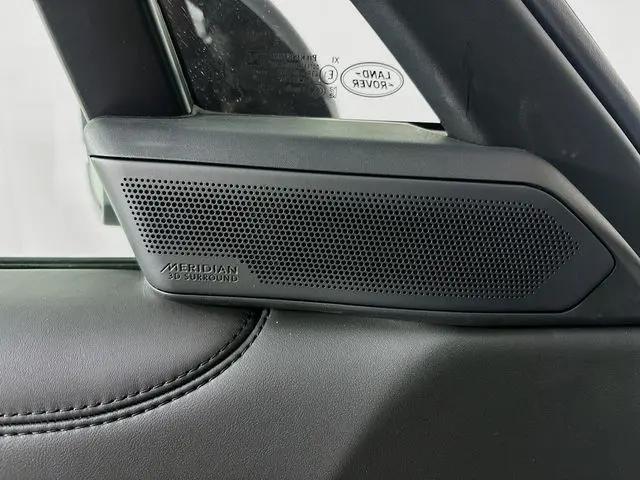 2026 Land Rover Range Rover P400 SE 7 Seat