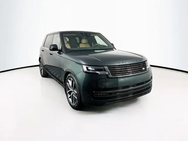2026 Land Rover Range Rover P400 SE 7 Seat