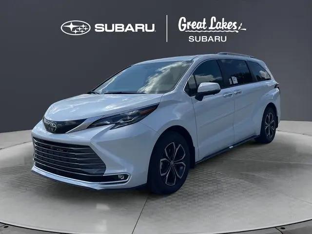 2026 Toyota Sienna Platinum for sale in Findlay, OH