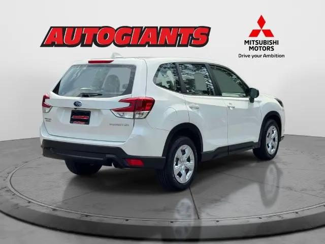 2023 Subaru Forester Base