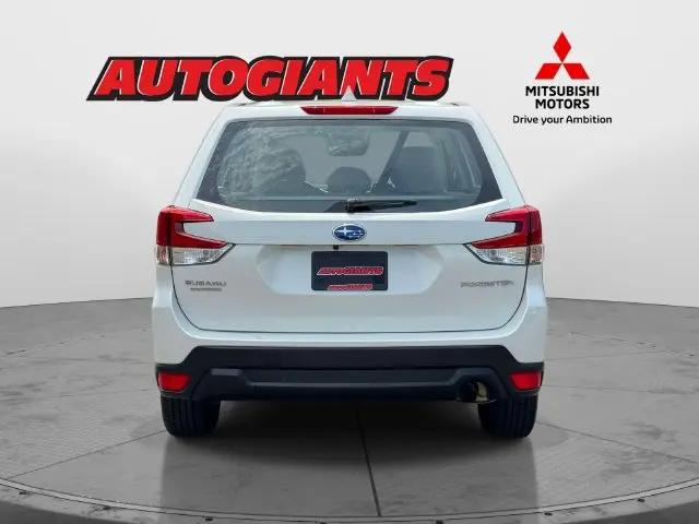 2023 Subaru Forester Base
