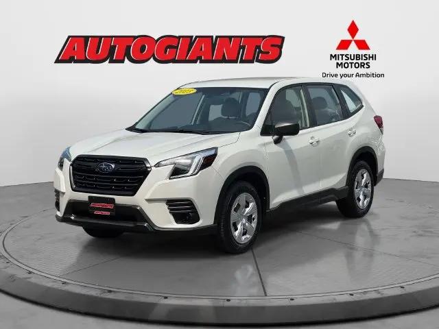 2023 Subaru Forester Base