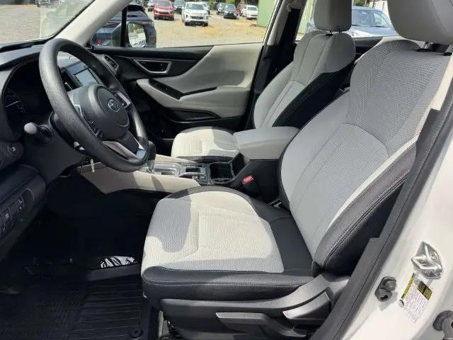 2023 Subaru Forester Base