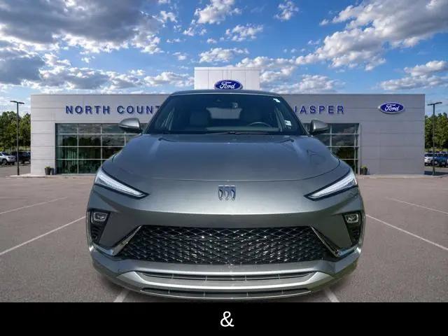 2024 Buick NV Avenir FWD