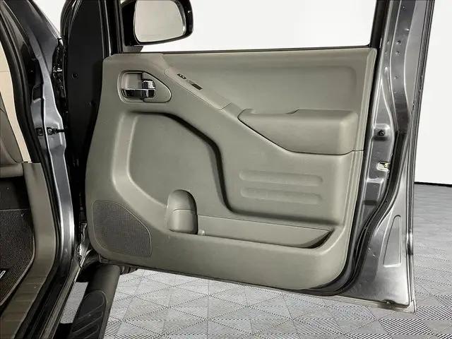 2020 Nissan Frontier Crew Cab SV 4x4