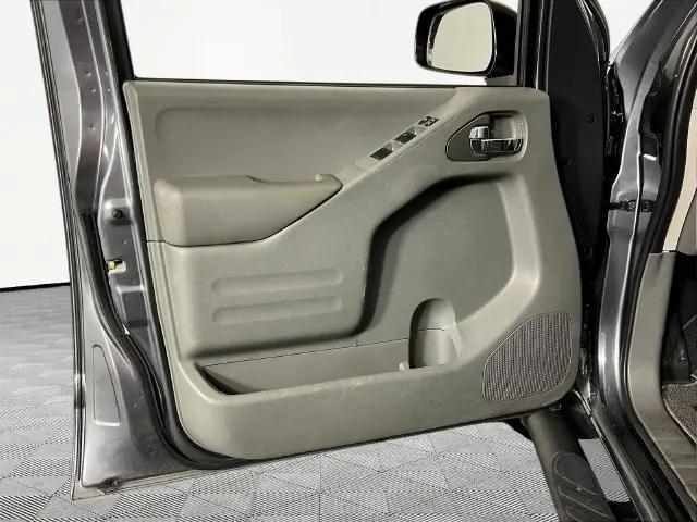 2020 Nissan Frontier Crew Cab SV 4x4