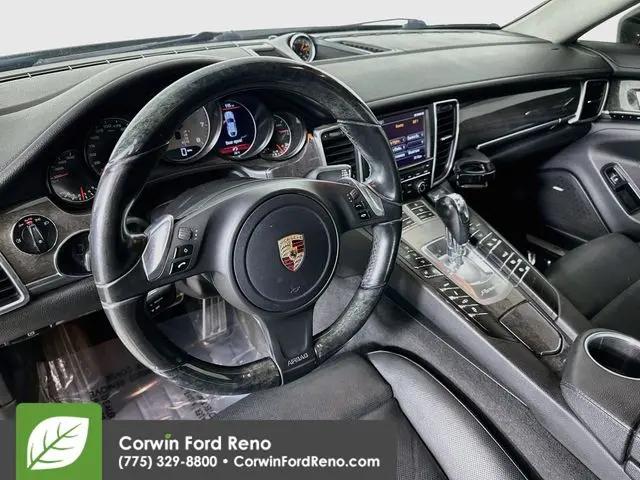 2013 Porsche Panamera 4S