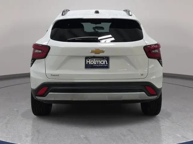 2024 Chevrolet Trax FWD LT