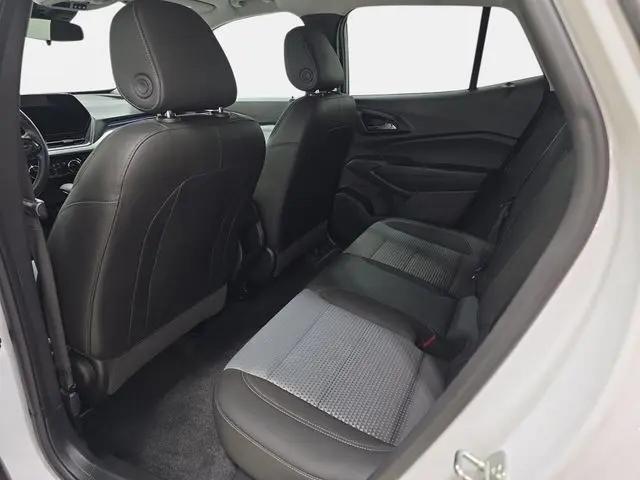 2024 Chevrolet Trax FWD LT