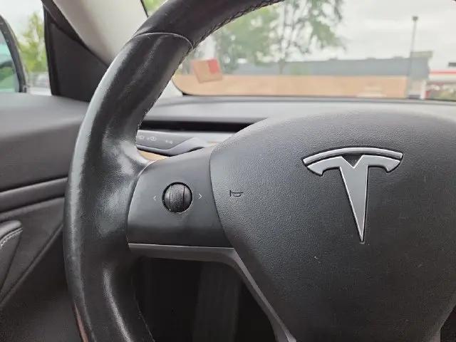 2019 Tesla Model 3 Standard Range Plus