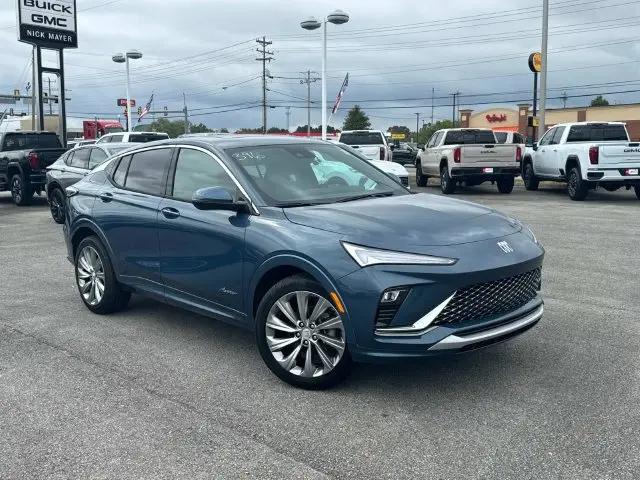 2026 Buick NV Avenir FWD