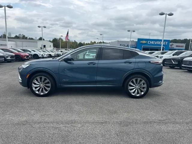 2026 Buick NV Avenir FWD