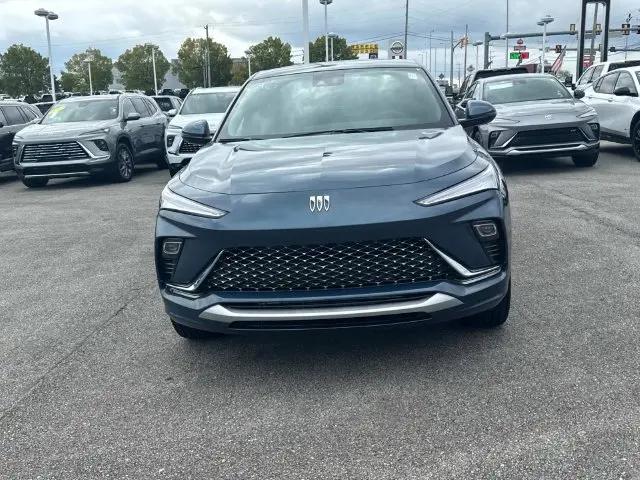 2026 Buick NV Avenir FWD