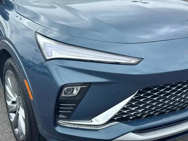 2026 Buick NV Avenir FWD