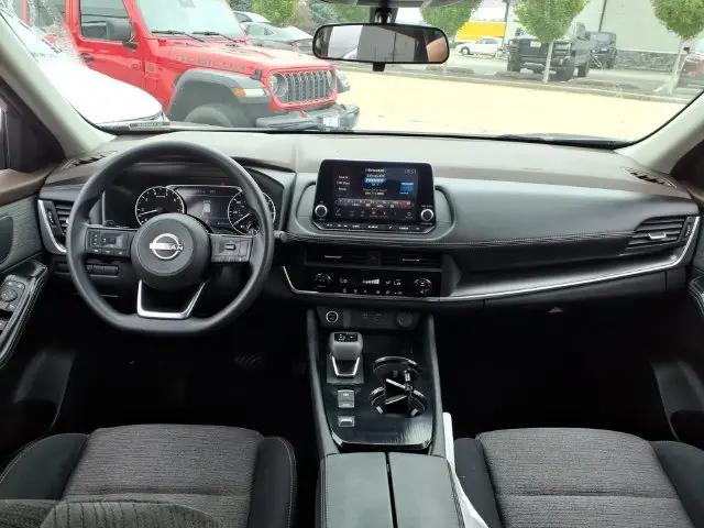 2023 Nissan Rogue SV FWD