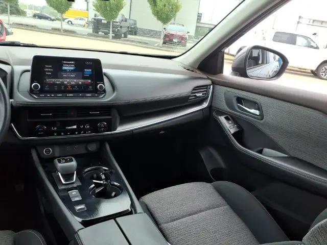 2023 Nissan Rogue SV FWD