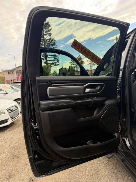 2021 Ram 1500 Big Horn Crew Cab 4x4 57 Box