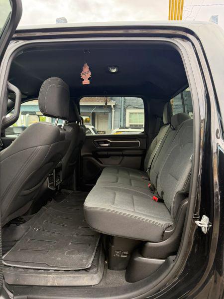 2021 Ram 1500 Big Horn Crew Cab 4x4 57 Box