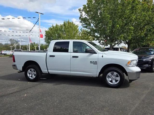 2023 Ram 1500 Classic SLT Crew Cab 4x4 57 Box