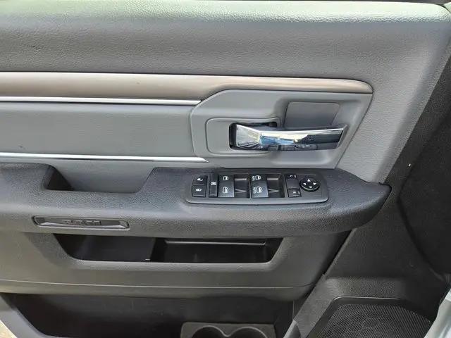 2023 Ram 1500 Classic SLT Crew Cab 4x4 57 Box