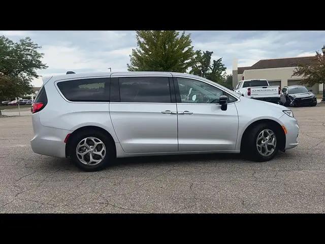 2024 Chrysler Pacifica Limited