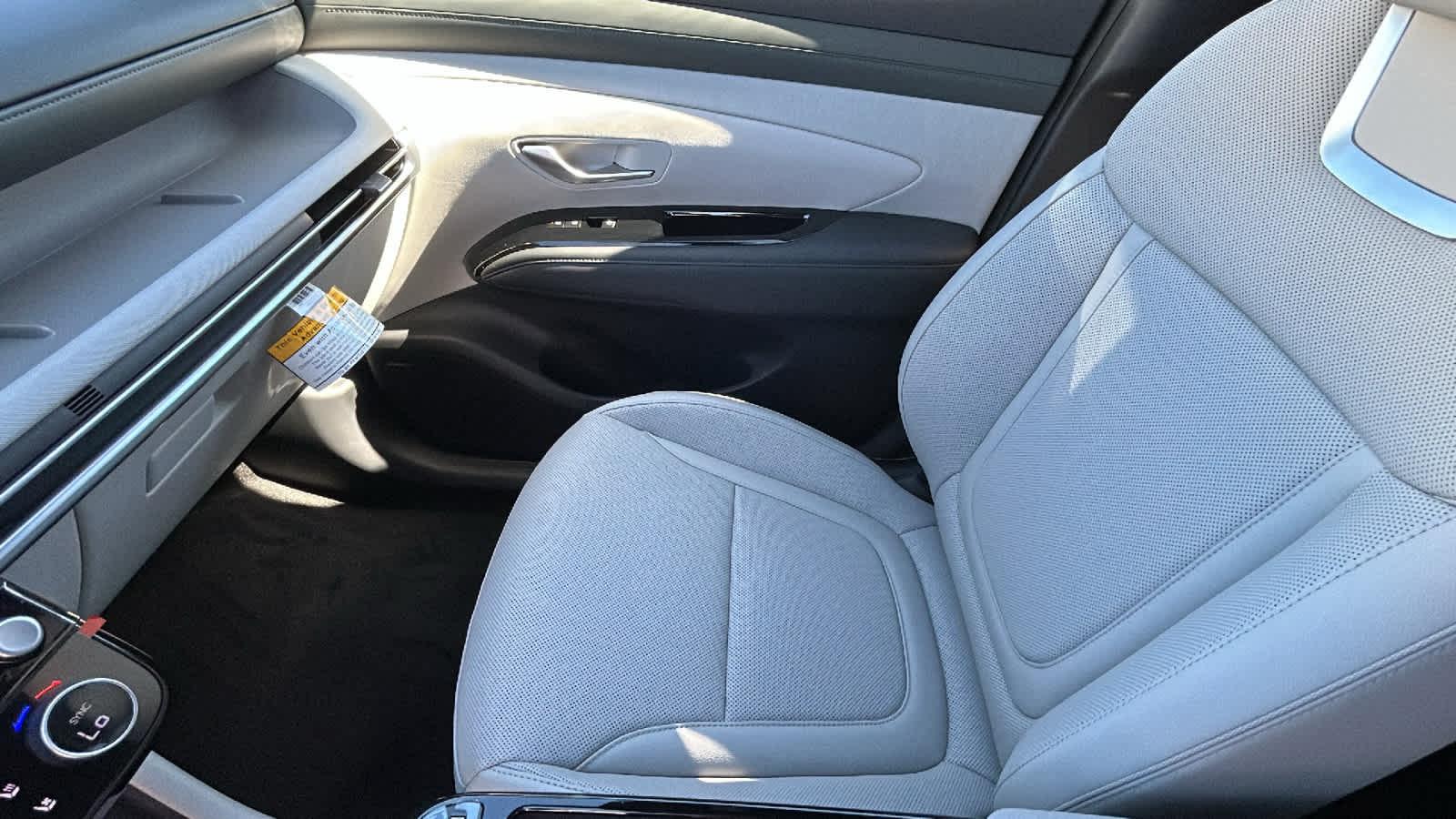 New 2026 Shimmering Silver Hyundai Limited image 42