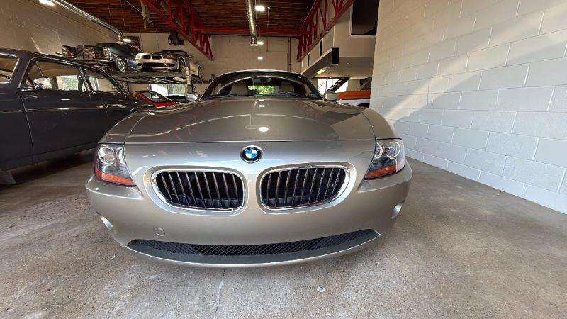 2004 BMW Z4 2.5i