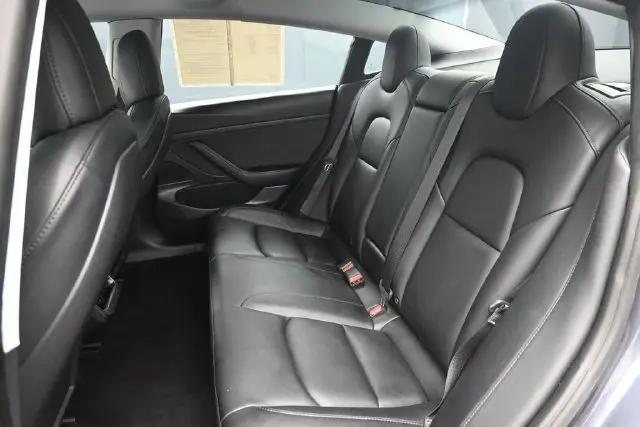2021 Tesla Model 3 Standard Range Plus Rear-Wheel Drive