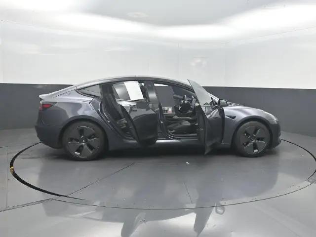 2021 Tesla Model 3 Standard Range Plus Rear-Wheel Drive