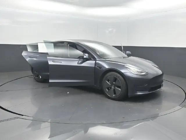 2021 Tesla Model 3 Standard Range Plus Rear-Wheel Drive