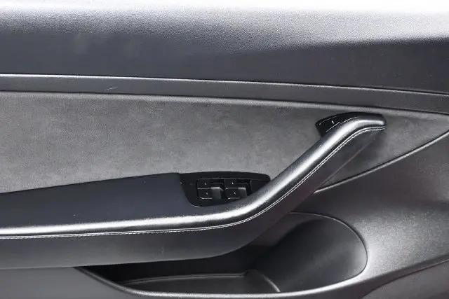 2020 Tesla Model 3 Standard Range Plus Rear-Wheel Drive