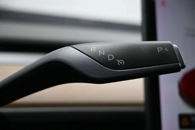 2020 Tesla Model 3 Standard Range Plus Rear-Wheel Drive