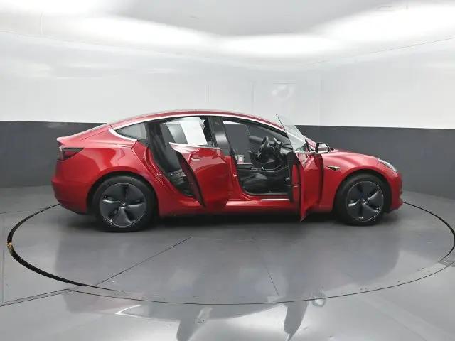 2020 Tesla Model 3 Standard Range Plus Rear-Wheel Drive