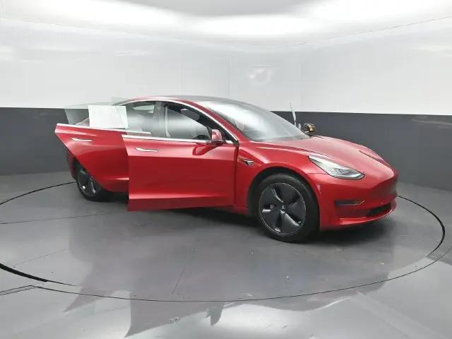 2020 Tesla Model 3 Standard Range Plus Rear-Wheel Drive