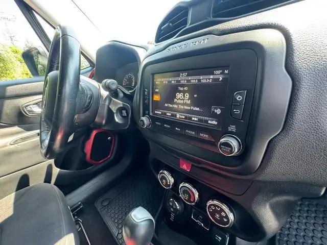 2017 Jeep Renegade Trailhawk 4x4