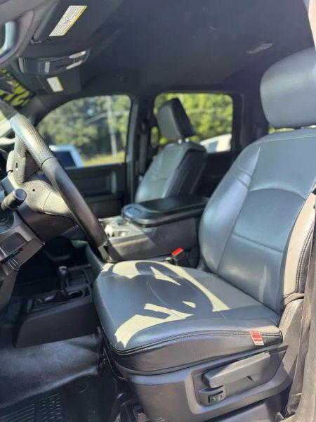2023 Ram 3500 Tradesman Crew Cab 4x4 8 Box