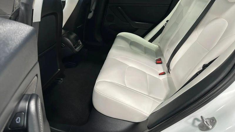 2021 Tesla Model 3 Standard Range Plus Rear-Wheel Drive