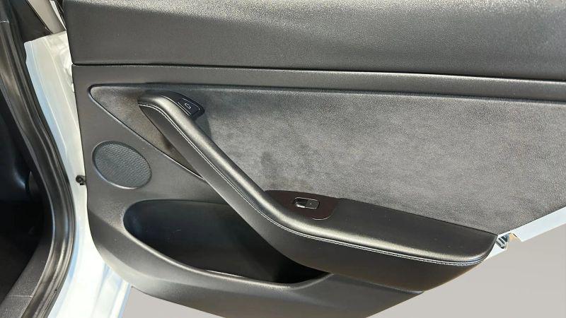 2021 Tesla Model 3 Standard Range Plus Rear-Wheel Drive