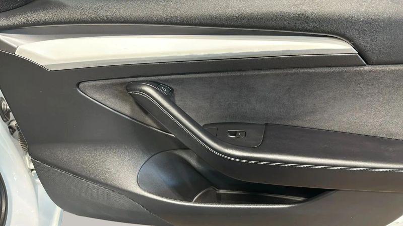 2021 Tesla Model 3 Standard Range Plus Rear-Wheel Drive