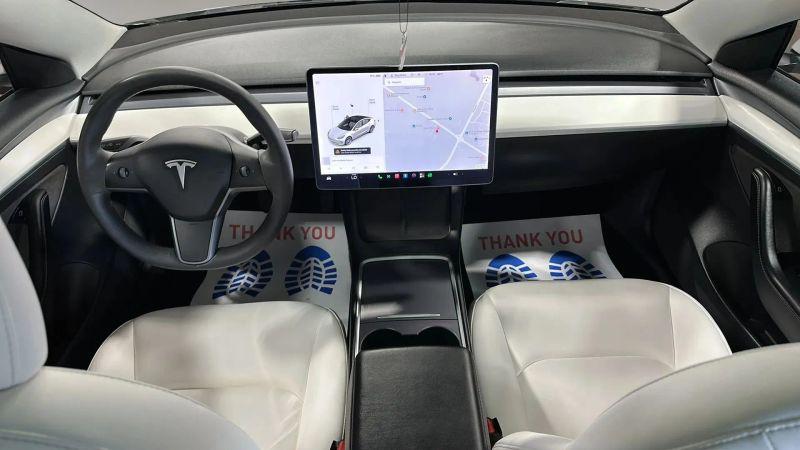 2021 Tesla Model 3 Standard Range Plus Rear-Wheel Drive
