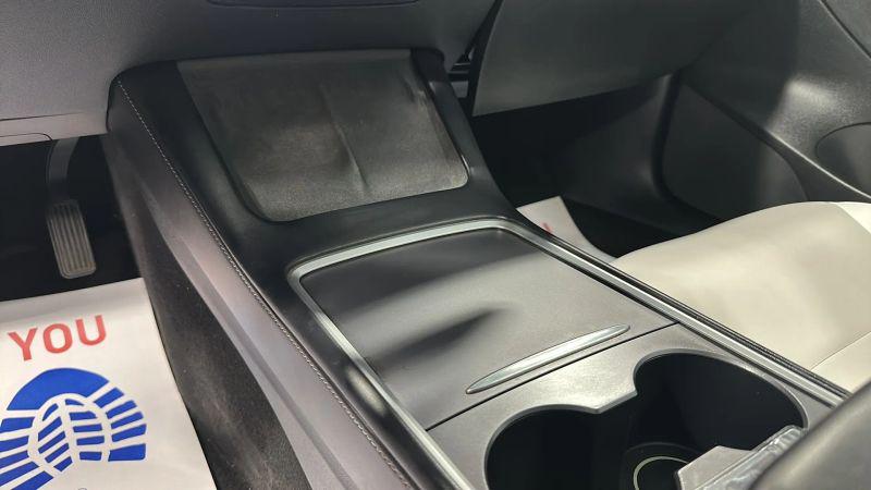 2021 Tesla Model 3 Standard Range Plus Rear-Wheel Drive