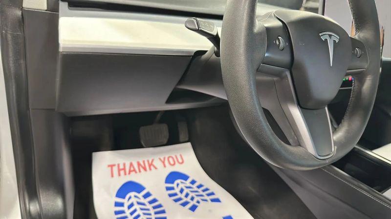 2021 Tesla Model 3 Standard Range Plus Rear-Wheel Drive