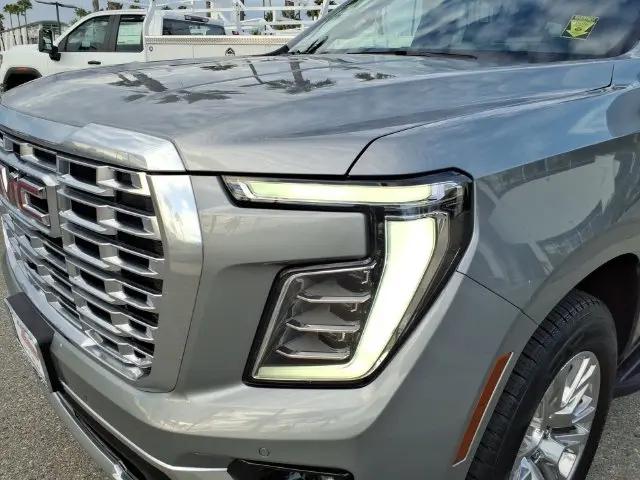 2025 GMC Yukon 4WD Denali