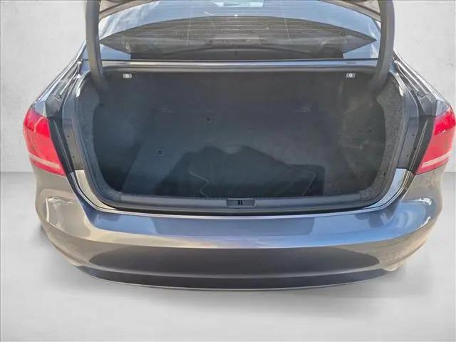 2014 Volkswagen Passat 1.8T S