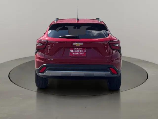 2026 Chevrolet Trax FWD LT