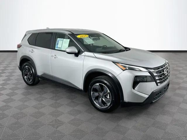 2025 Nissan Rogue SV FWD for sale in Selma, CA