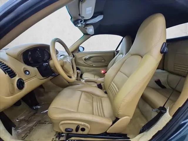 2004 Porsche 911 Carrera