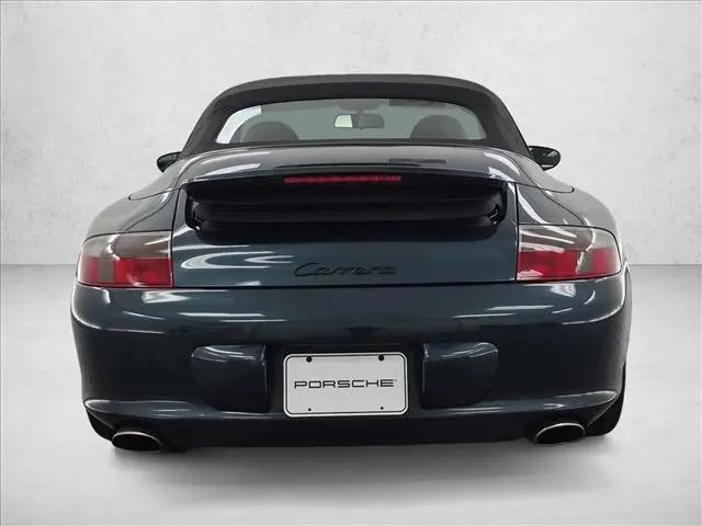 2004 Porsche 911 Carrera