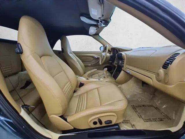 2004 Porsche 911 Carrera