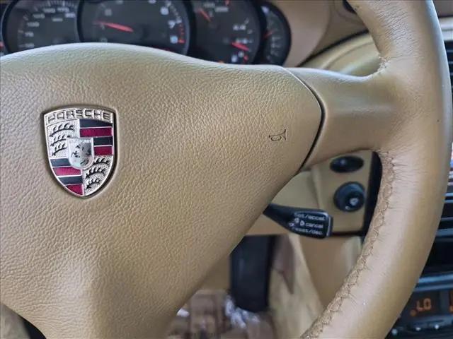 2004 Porsche 911 Carrera